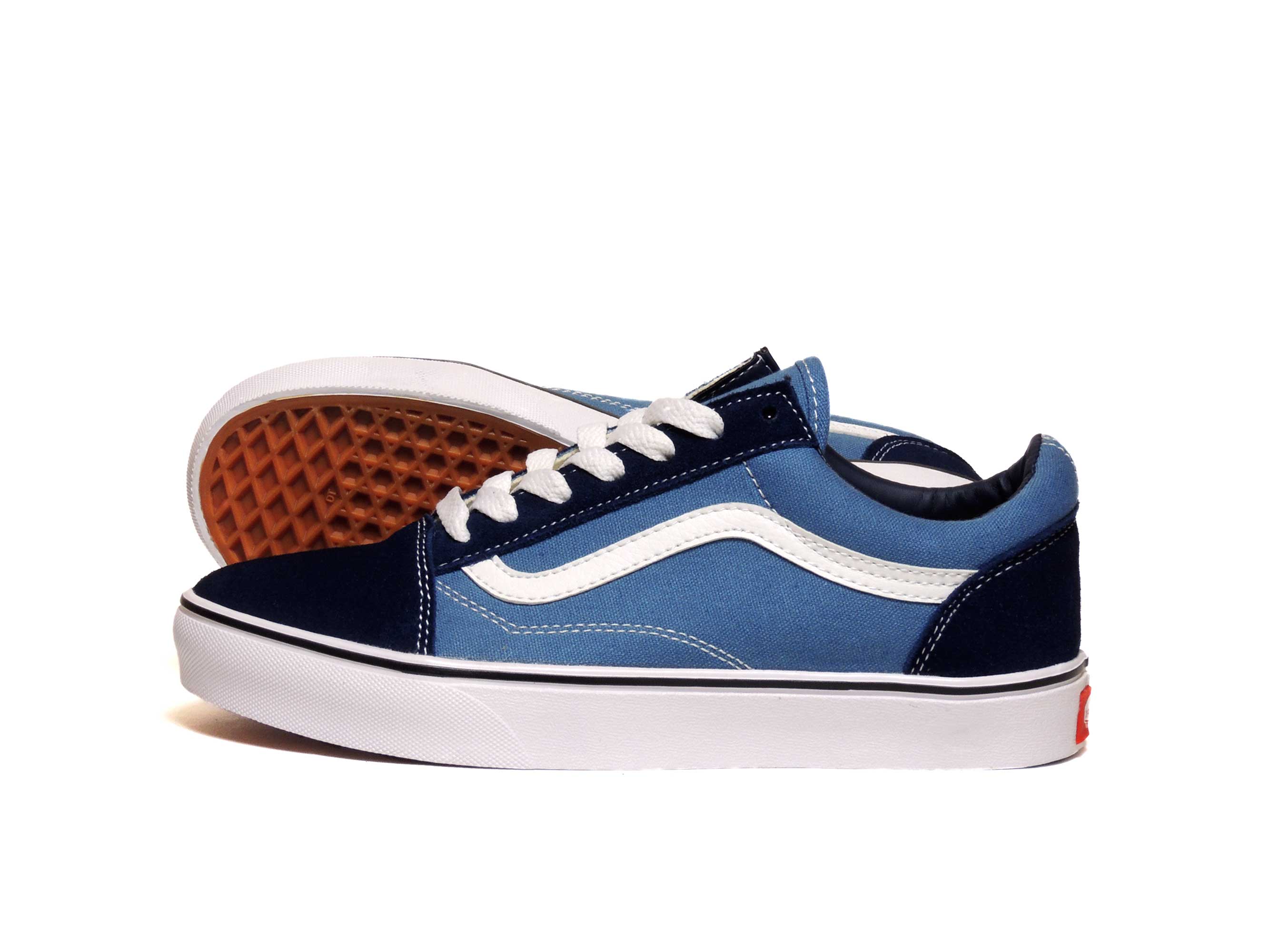 Vans knu school. Кеды Ванс Олд скул. Кроссовки Ванс Олд скул. Кеды vans old Skool Blue/White. Синие вансы Олд скул.