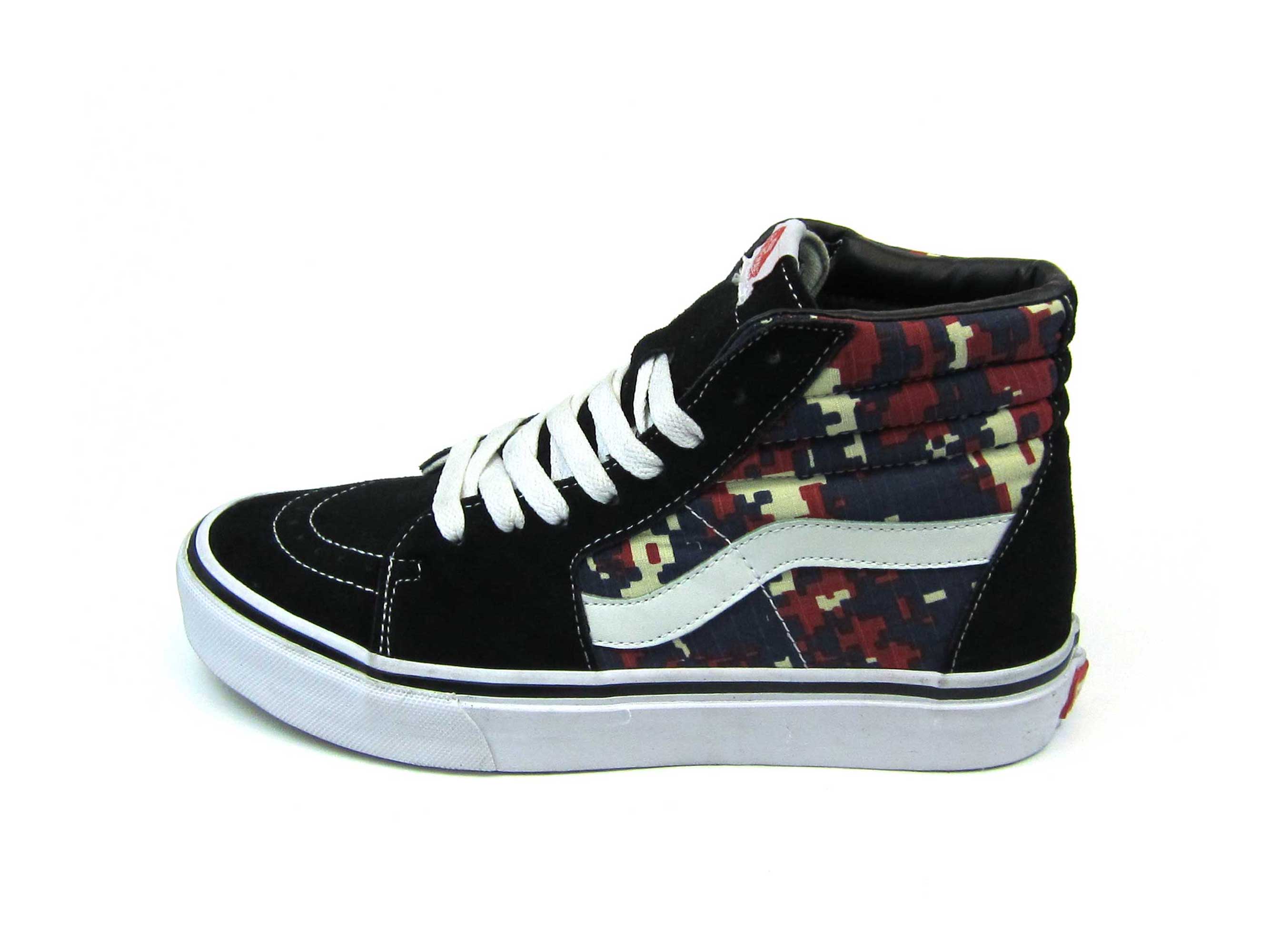 Ванс дисконт. Vans sk8-Hi Camo. Кеды Ванс ск8. Ванс СК 8 черные. Vans sk8 Red.