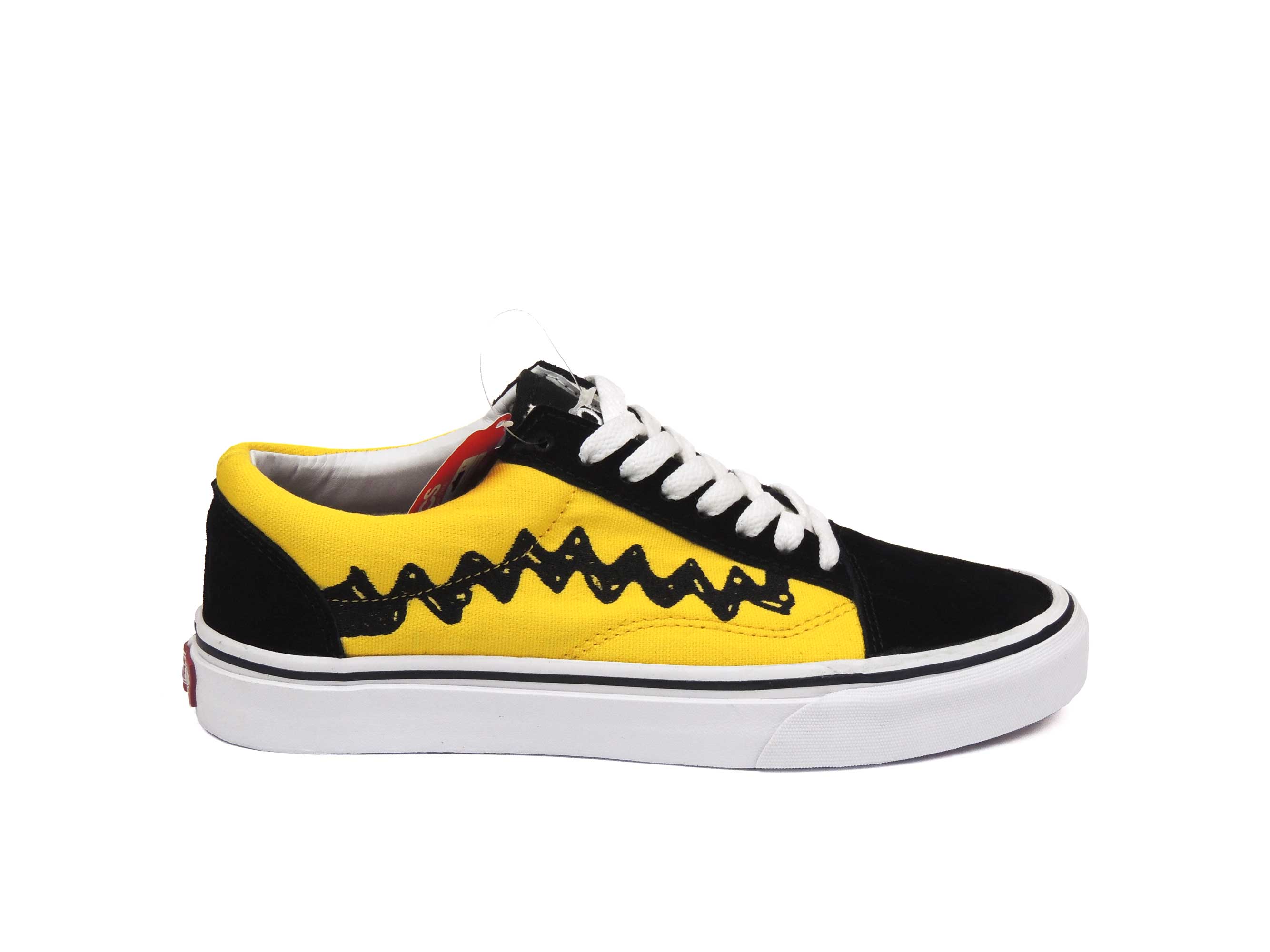 vans x peanuts old skool charlie brown skate shoe